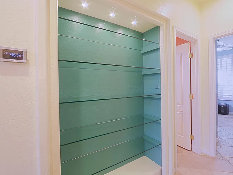 6747 E Eagle Feather Rd — Photo 26