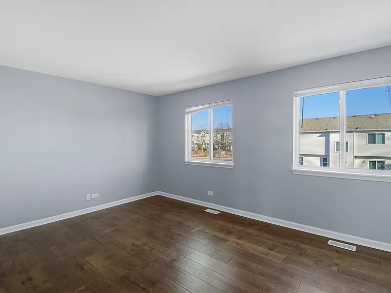 138 Celebration Ct — Photo 11