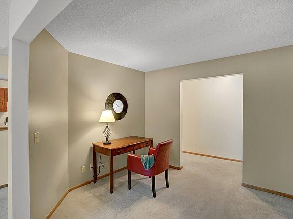3rd image of 9853 Palm St NW APT 203