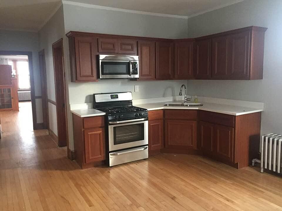 2nd image of 7236 S Fairfield Ave #1