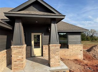 2738 Juneberry Ln, Newcastle, OK 73065