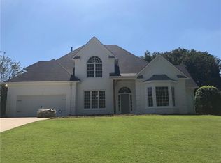 6690 Waterbury Way, Cumming, GA 30040