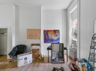 908 Pine St APT 2F, Philadelphia, PA 19107