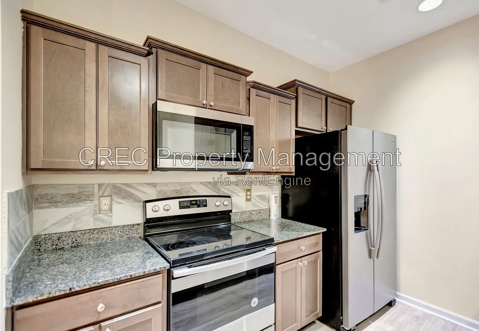 3 bed, 2.5 bath, 1512 sqft, $1,900 — Photo 2