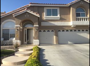 6332 Isabel Cove Ave, Las Vegas, NV 89139
