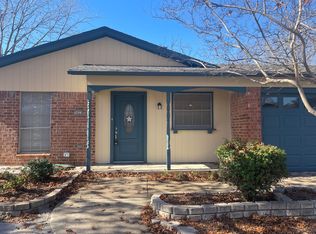 5425 Denise Dr, Haltom City, TX 76148