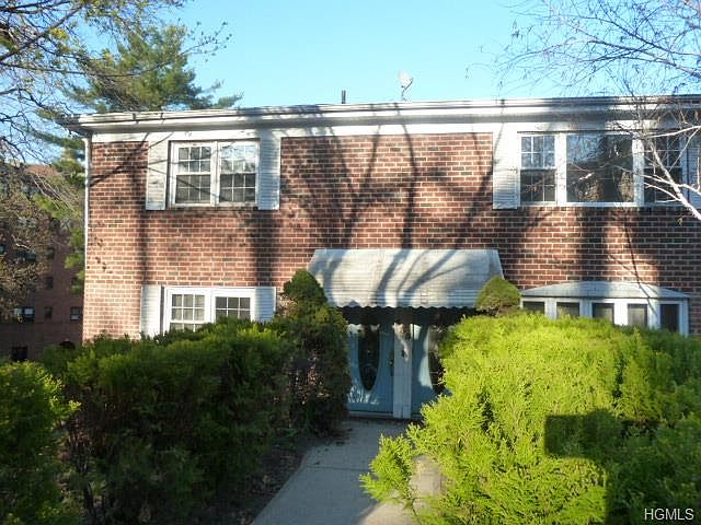 1st image of 335 Warwick Ave