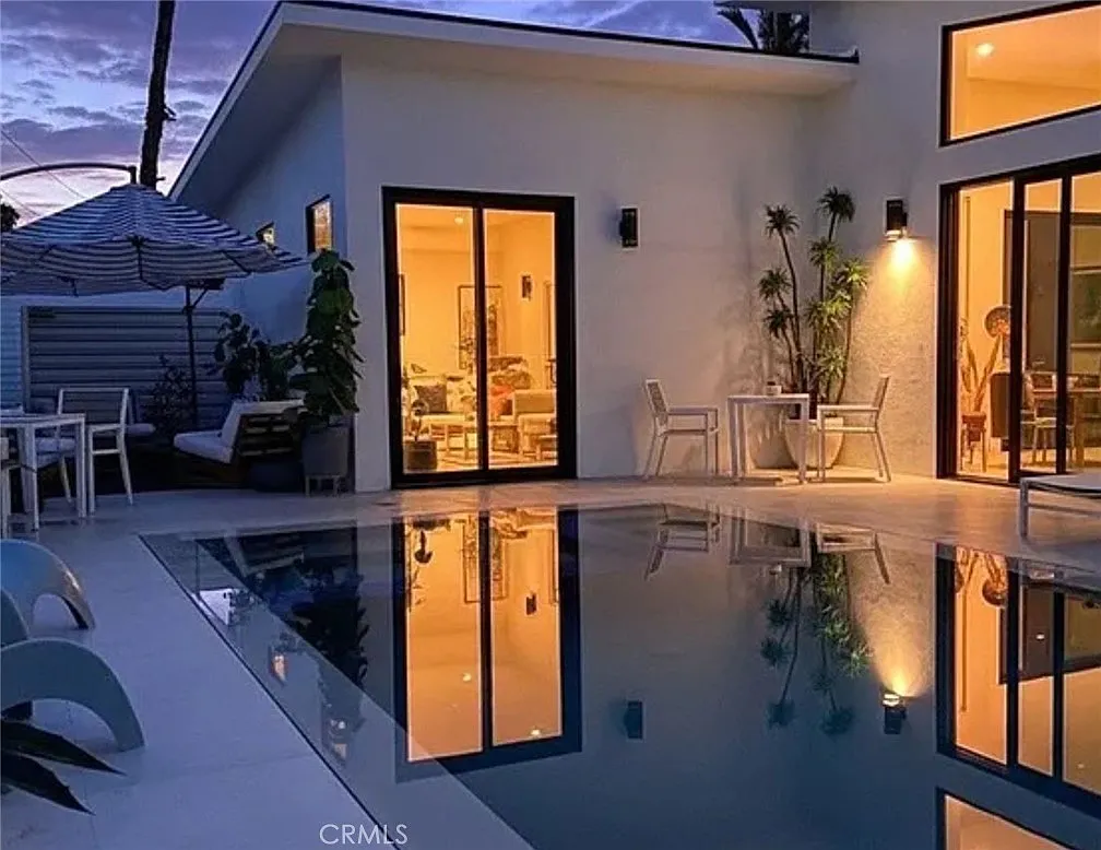 3 bed, 2274 sqft, $8,000 — Photo 2