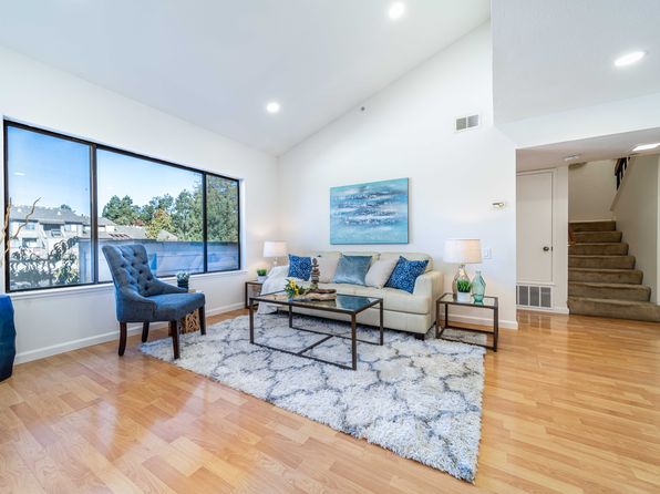 281 Hackamore Cmn