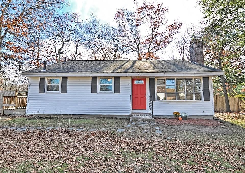 1st image of 109 Patricia Dr