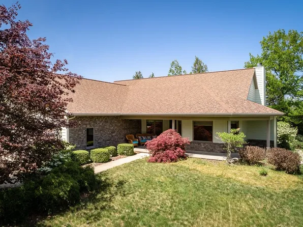 5105 Oakridge Dr, Beaverton, MI 48612