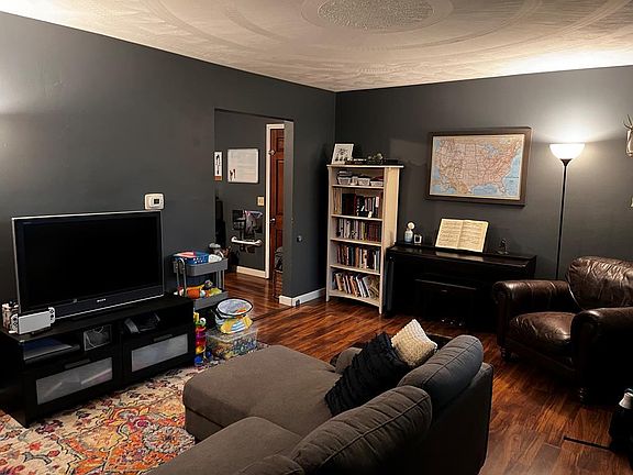 2nd image of 1188 Crestwood Dr