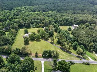 Carmel Achor Rd, Rogers, OH 44455