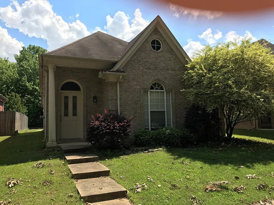 1st image of 7023 Parkbrook Ln