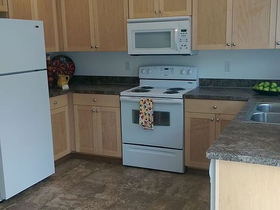 3rd image of 9408 Lawndale Ave SW #B3