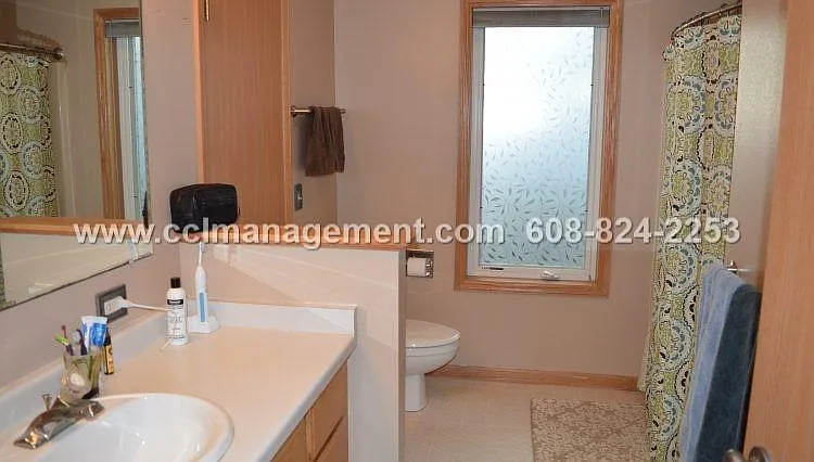 6226 Adobe Way — Photo 5