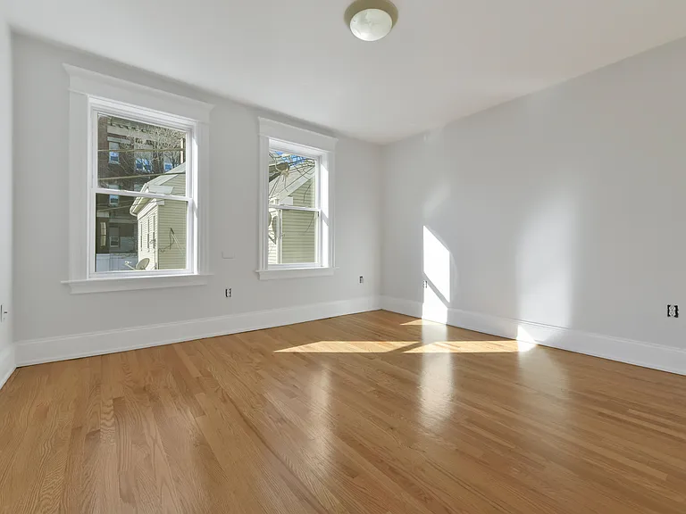 12 Tuckerman St #1 — Photo 4
