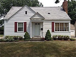 1st image of 2429 14th St