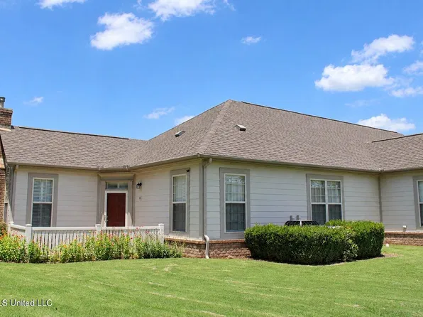 8753 Parkview Oaks Cir, Olive Branch, MS 38654