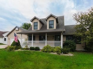 804 Lake Shore Dr, Nevada, IA 50201