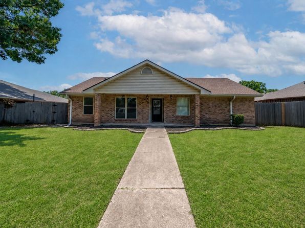 422 Woodhollow Dr