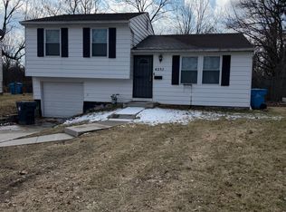 4253 Wickford Point Dr, Toledo, OH 43607