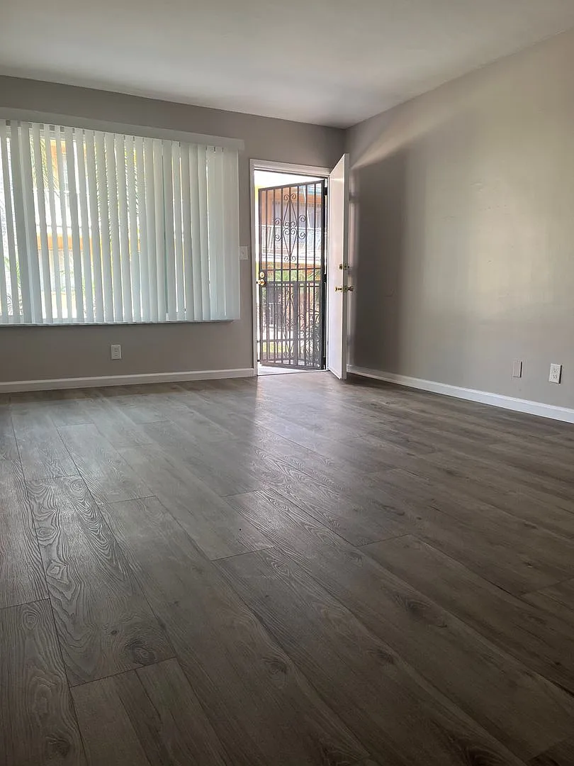 Baldwin Hills Residences — Photo 2