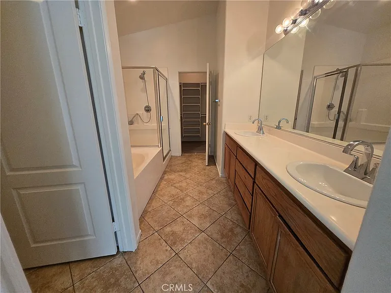 481 Pinewood — Photo 13