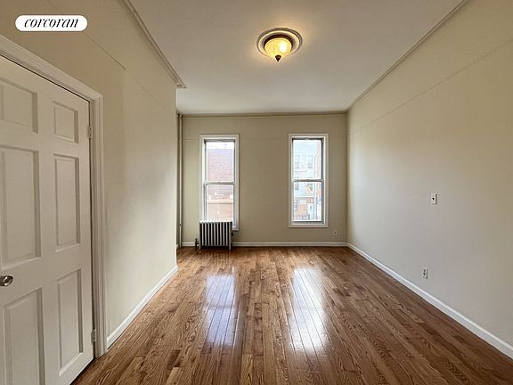 3rd image of 1718 8th Ave APT 2
