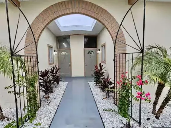 6210 Landover Ter, North Pt, FL 34287