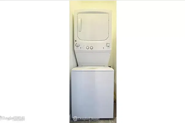 Rented by Douglas Elliman | media 16