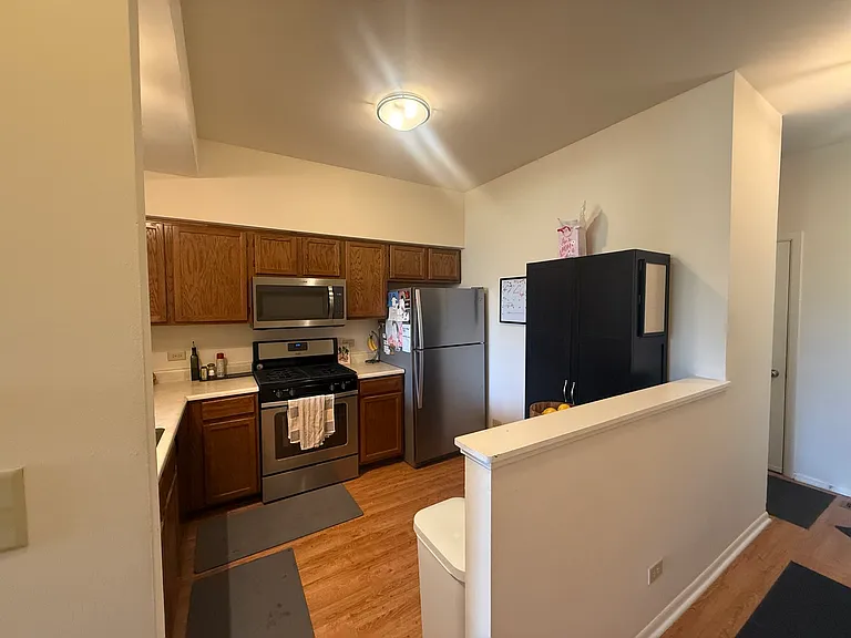 348 Fallbrook Ct — Photo 5