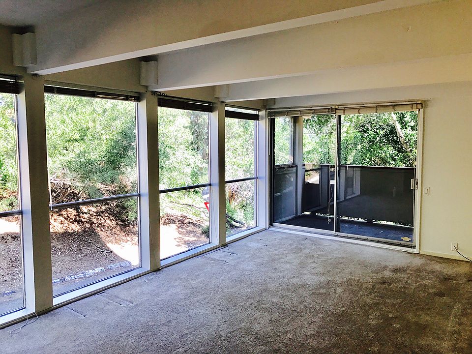 Corner Living Room