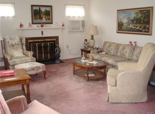 40 Durham Rd, White Plains, NY 10607