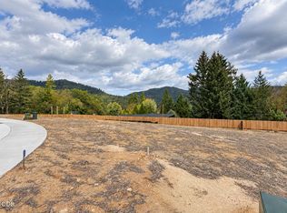 230 NW Stark Way Lot 4, Grants Pass, OR 97526