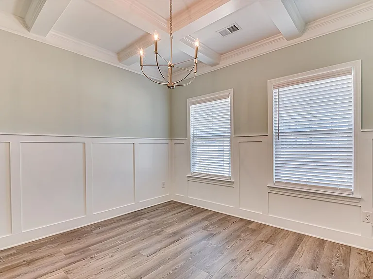 705 Navan Ln — Photo 24