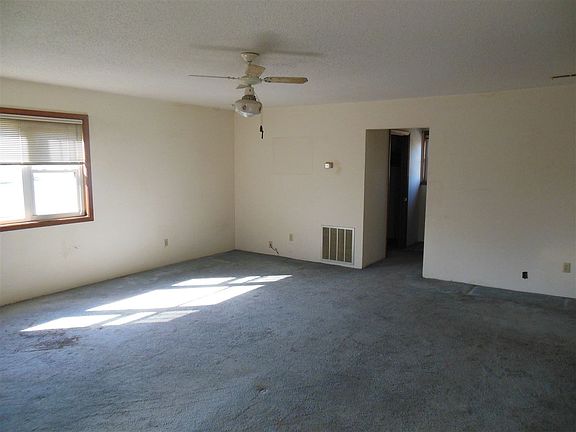 5th image of 5056 Linwood Dr