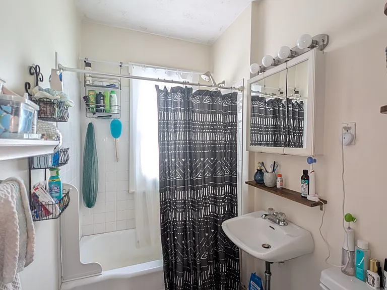16 Central Rd #1 — Photo 21