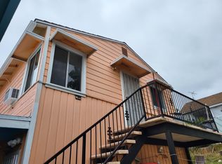 260 W Santa Cruz St, San Pedro, CA 90731