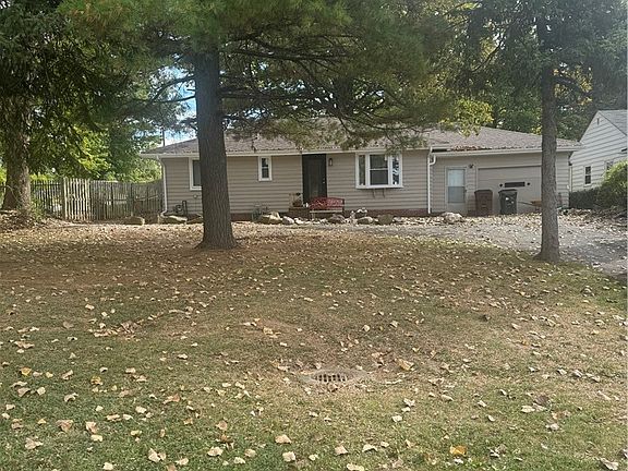 2nd image of 20274 Emery Rd