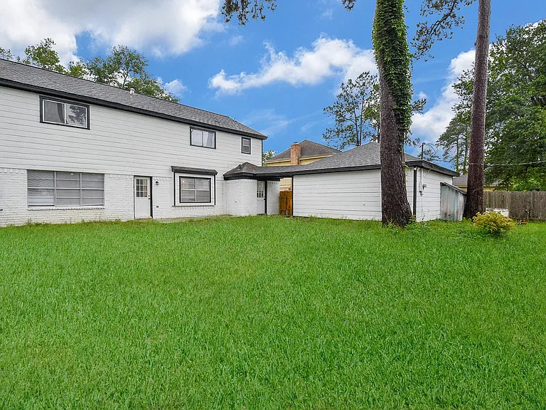15814 Winding Moss Dr — Photo 47