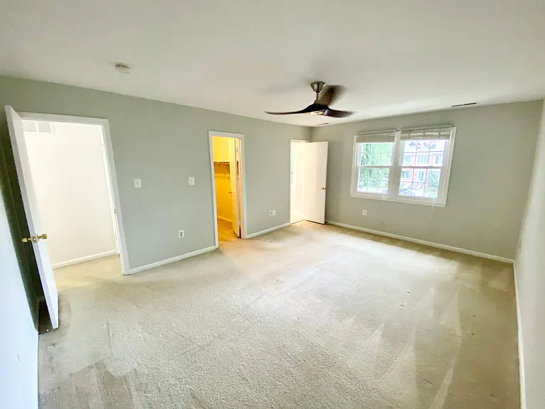 6573 Flagmaker Ct — Photo 8