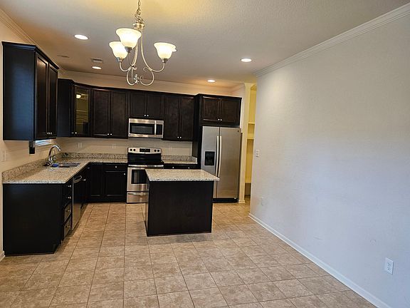 5th image of 1518 Nelms Ave