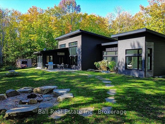 2nd image of 95 Woodland Rd