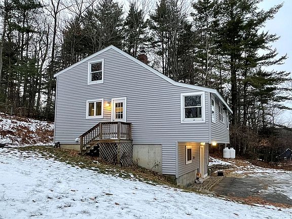 2nd image of 137 Deer Bay Rd