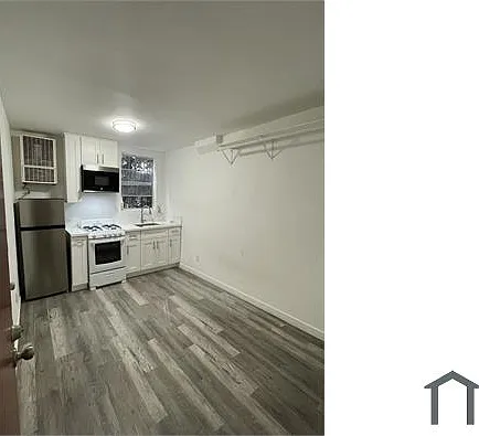 1818 N Broadway — Photo 4