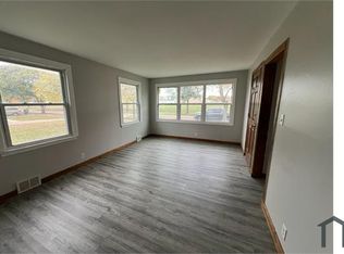 5009 N 46th St, Milwaukee, WI 53218