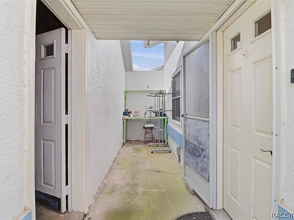 4th image of 1400 Longboat Point