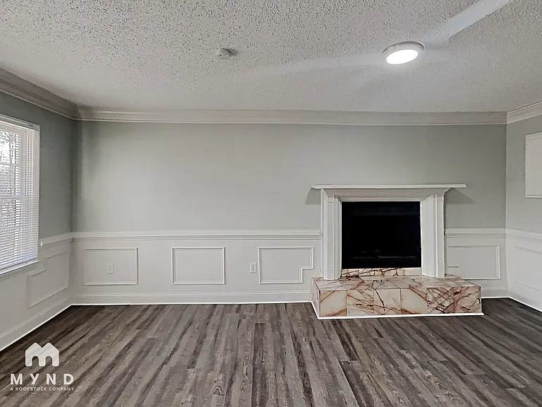 585 Oak Way — Photo 6