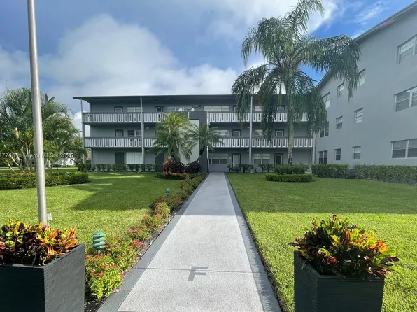 251 Suffolk #251-F, Boca Raton, FL 33434